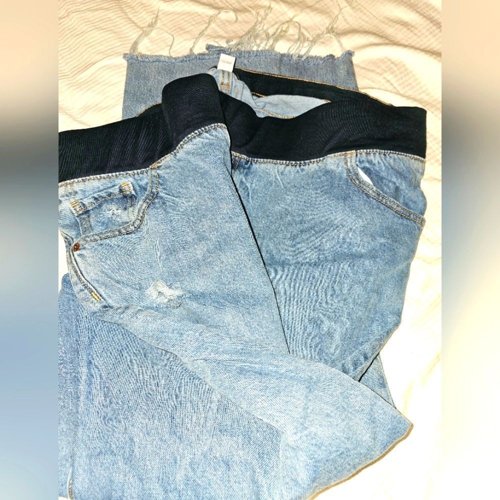 Old navy maternity pants size 18